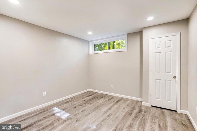 Building Photo - 2246 White Cornus Ln