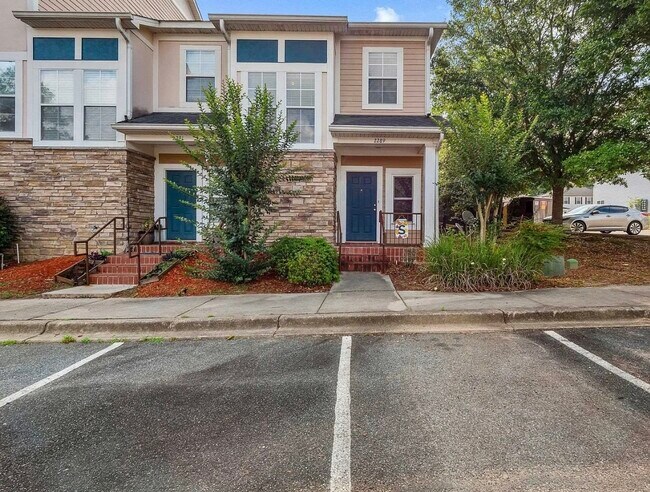 Building Photo - 2289 Del Carmel Way