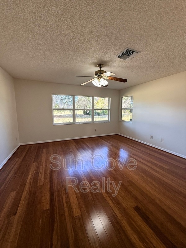 Building Photo - 5215 Lochmead Terrace