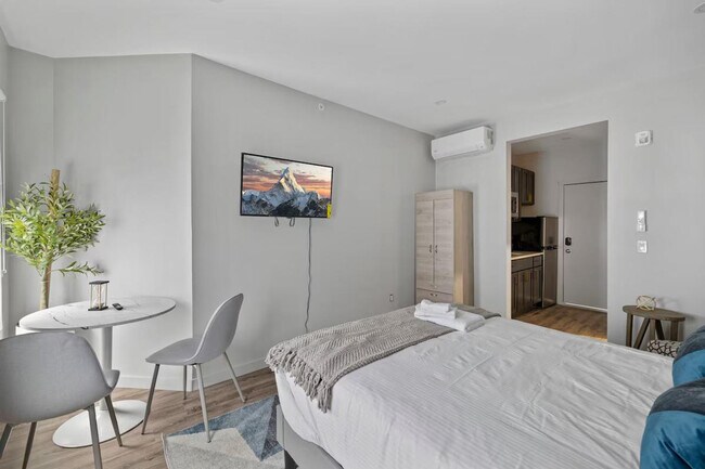 Building Photo - 11 Prince St