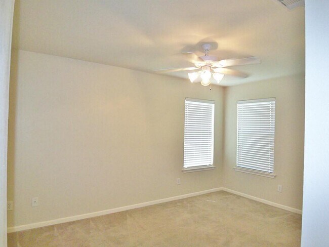 Building Photo - 7335 Kransburg Ranch Dr