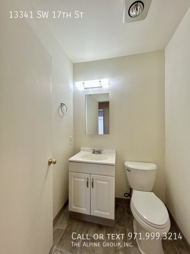 Building Photo - 13341 SW 17th St