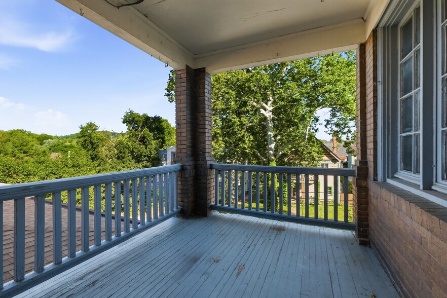 Building Photo - 407 Biddle Ave