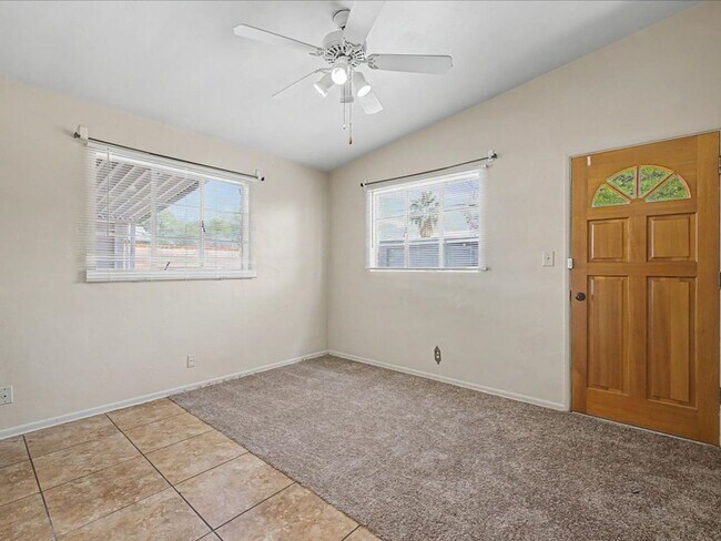 Building Photo - Charming 3-Bedroom Home with Spacious Yard & Versatile Storage!