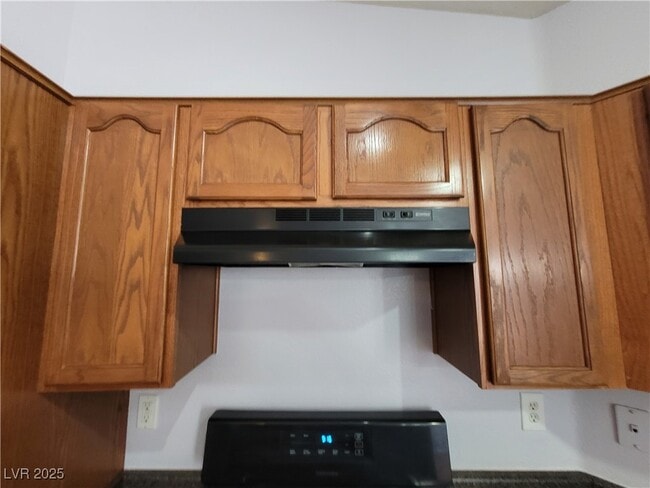 Building Photo - 5228 Mineral Lake Dr