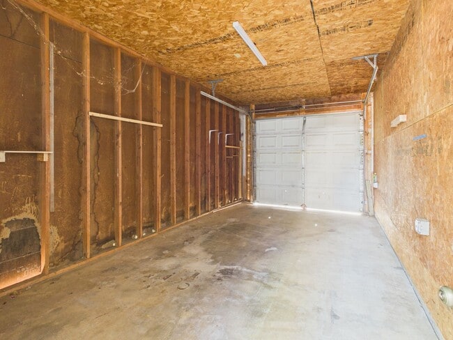 Building Photo - 4620 S Hayden St