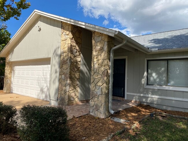 Building Photo - Totally refurbished three bedroom, two bat...