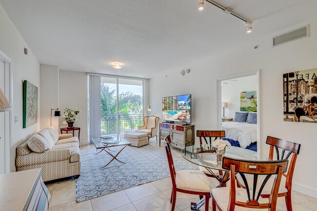 Building Photo - 550 Okeechobee Blvd