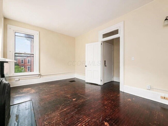 Building Photo - 41 Kings Ct