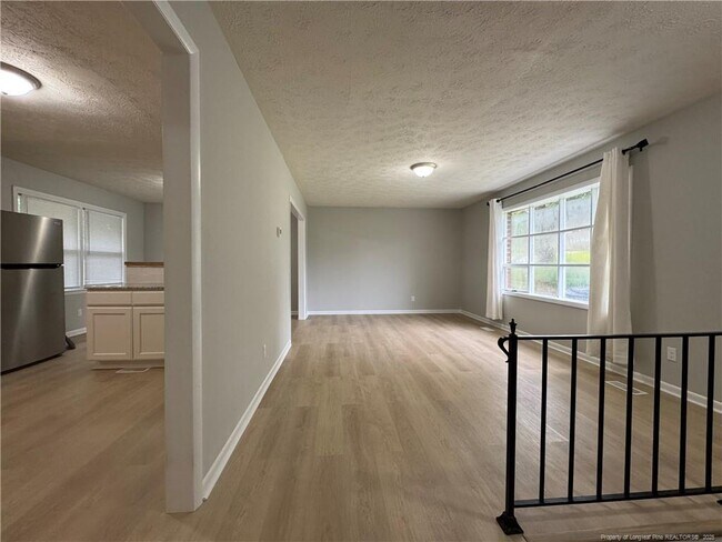 Building Photo - 179 Paddle Wheel Rd