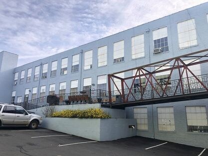 Primary Photo - 1417 Kemper St