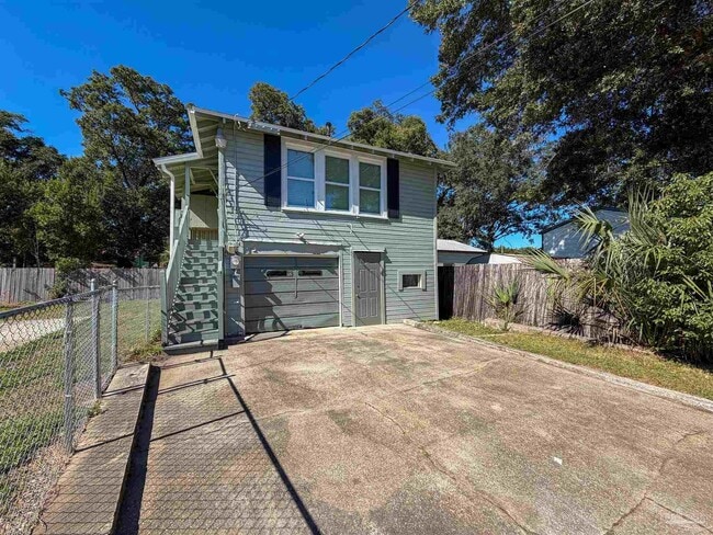 Primary Photo - 17 N K St