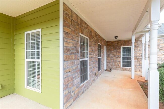 Building Photo - 300 McKendree Ct