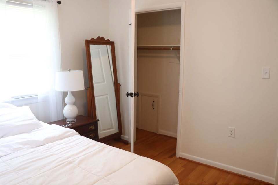 Building Photo - 118 Lucas Ln