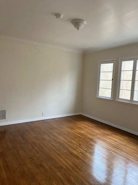 Building Photo - 7930 Blackburn Ave