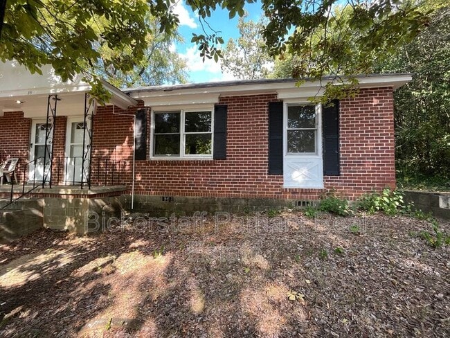 Primary Photo - 39 Muscogee Dr