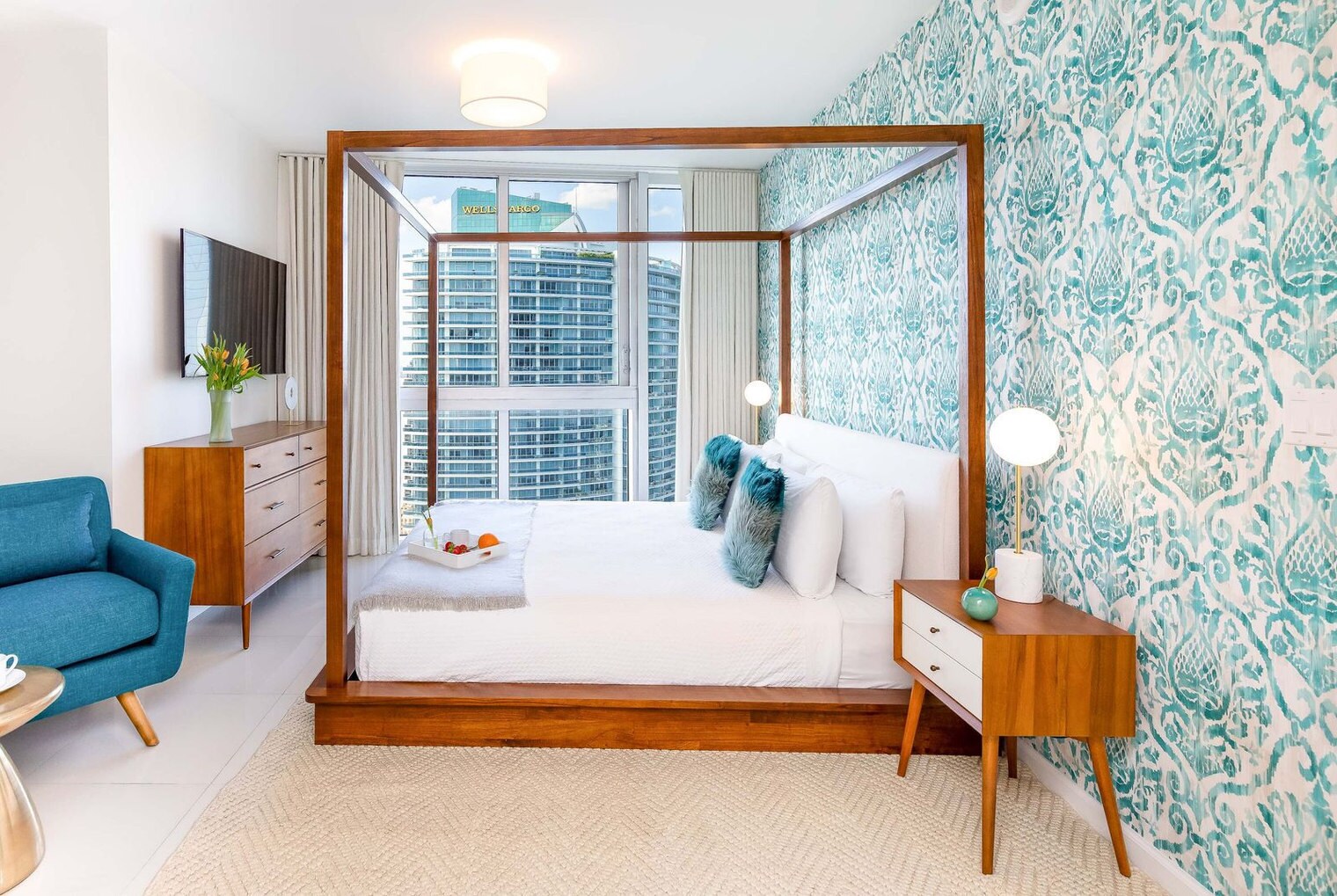 Building Photo - 485 Brickell Ave