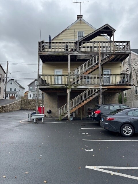 Building Photo - 265 East Ave