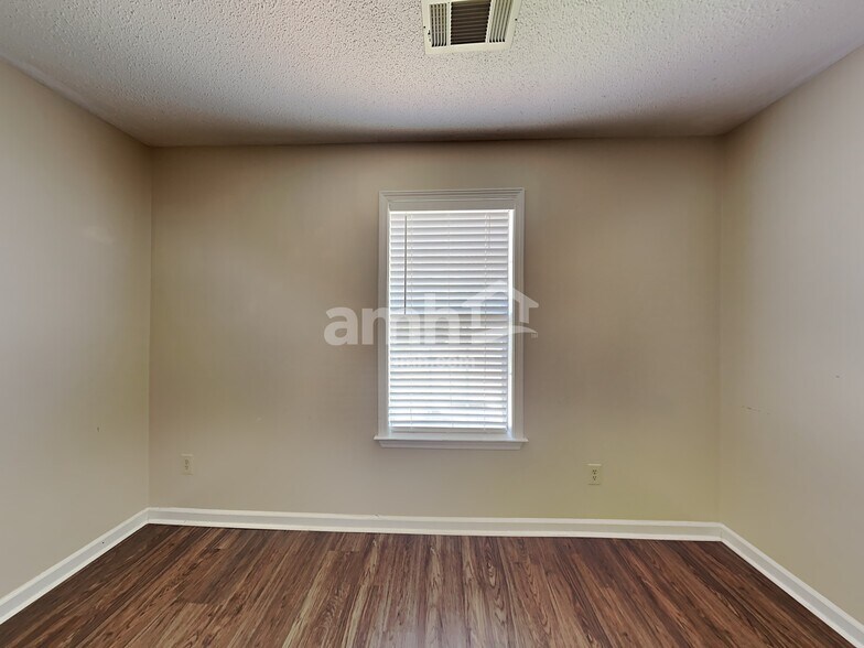 Building Photo - 8315 Dunnan Cv
