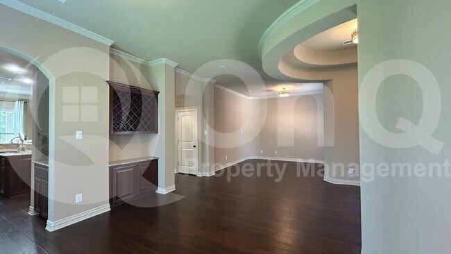 Building Photo - 4513 Cherokee Dr