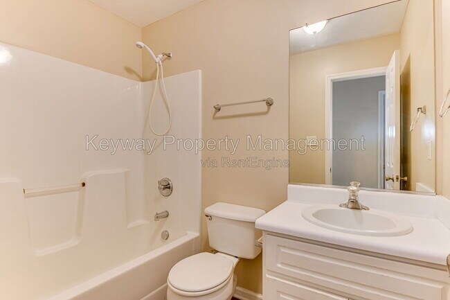 Building Photo - 414 Northrop Pl