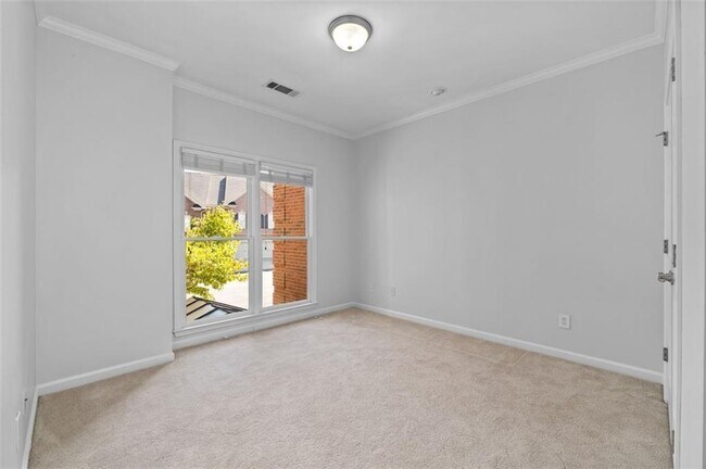 Building Photo - 6245 Spalding Dr