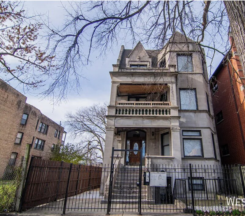 Building Photo - 5172 S Michigan Ave