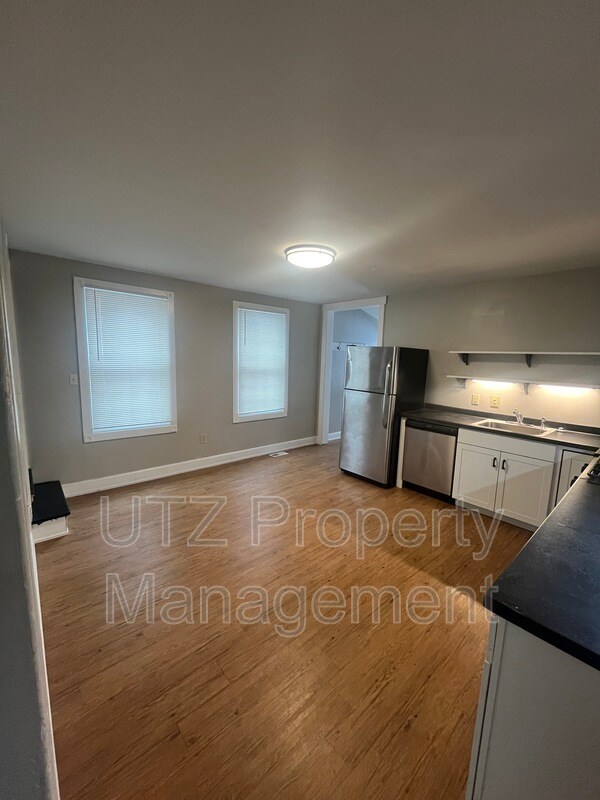 Building Photo - 29 John St