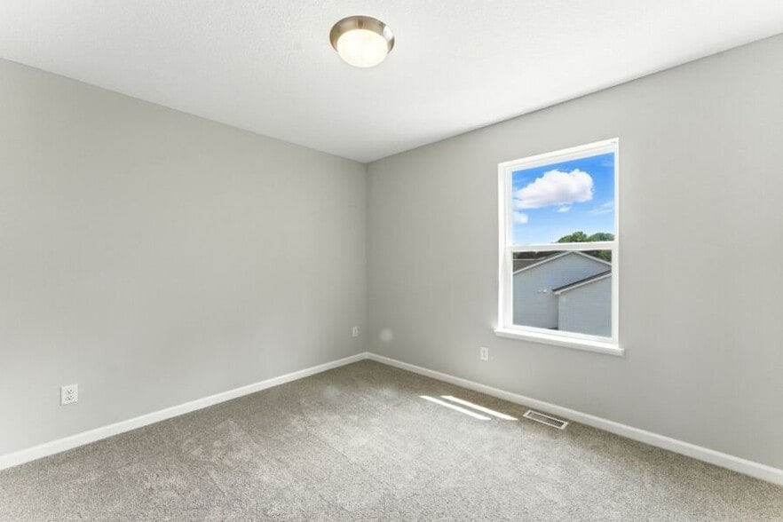 Building Photo - 1541 Traverse Ln