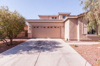 Building Photo - Wonderful house in Henderson