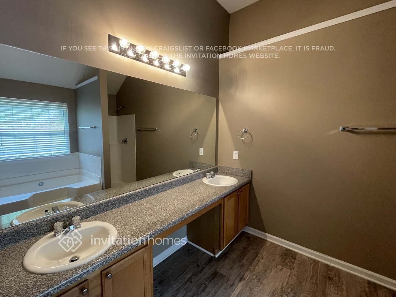 Building Photo - 3785 Tor Way