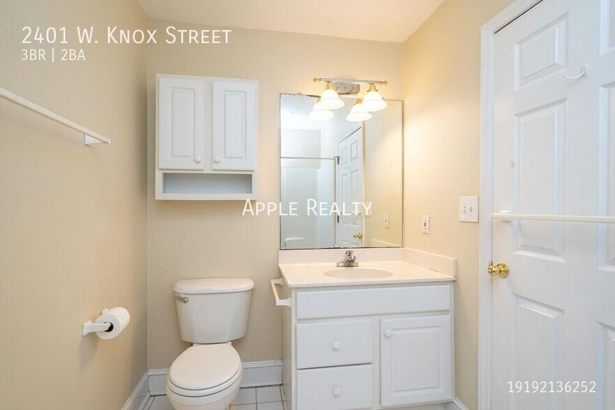 Building Photo - 2401 W Knox St