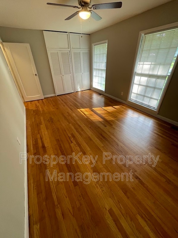 Building Photo - 1211 Timberlane Dr