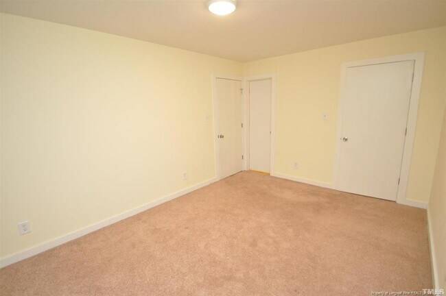 Building Photo - 100 Carmichael Ct