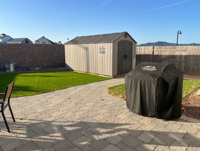 Building Photo - Beautiful 4Bed/3Bath home in San Luis Ranch