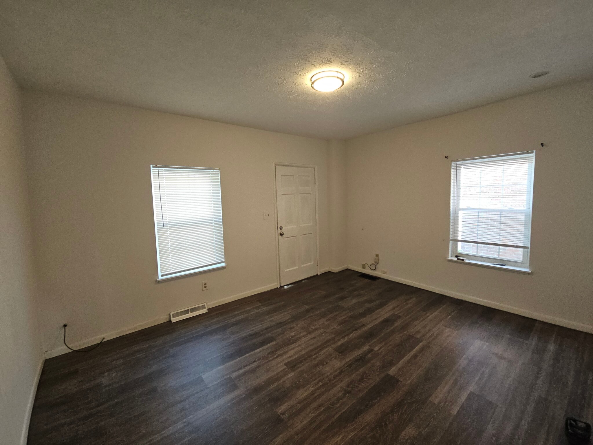 Bedroom - 319 Baum St