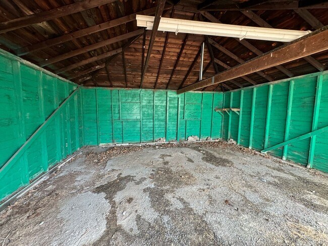 Building Photo - 841-841 Allison Ave