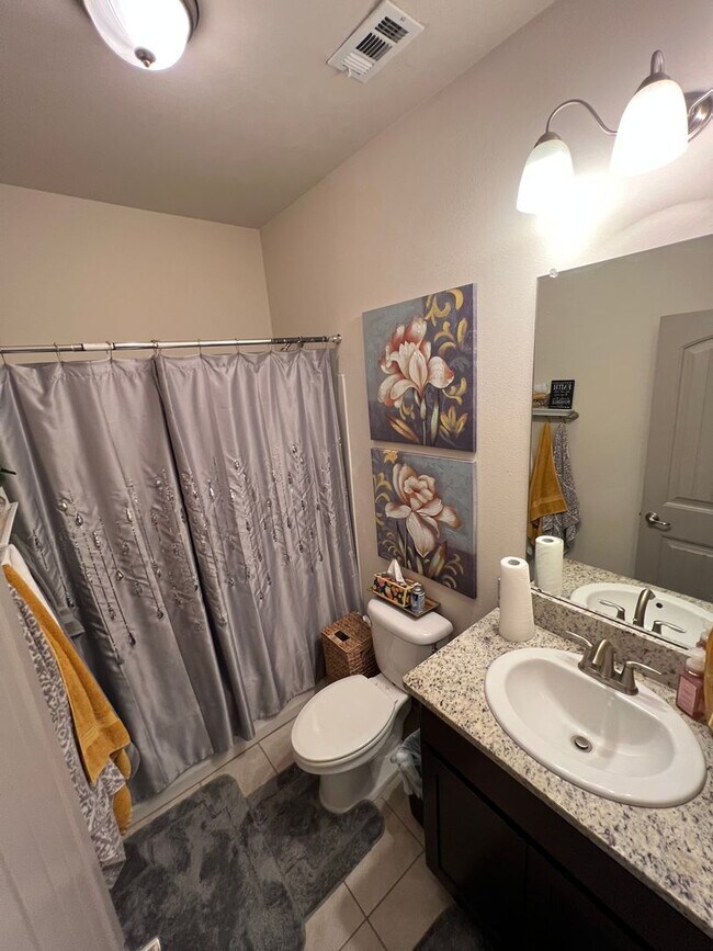 Building Photo - 18063 River Landing Dr