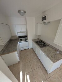 Building Photo - Beautiful Air Conditioned Condo! MUST SEE! 2bed & 1bath