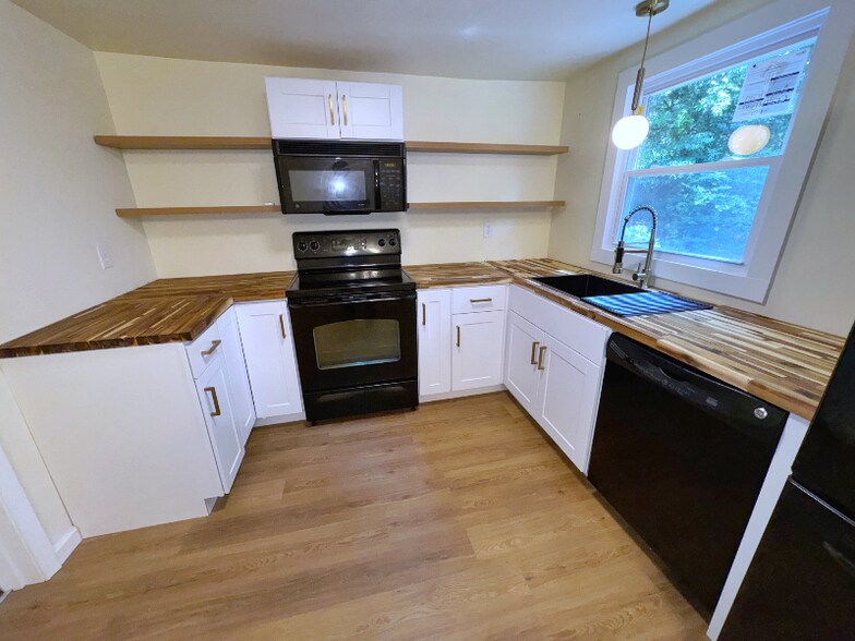 Building Photo - 4224 US-321