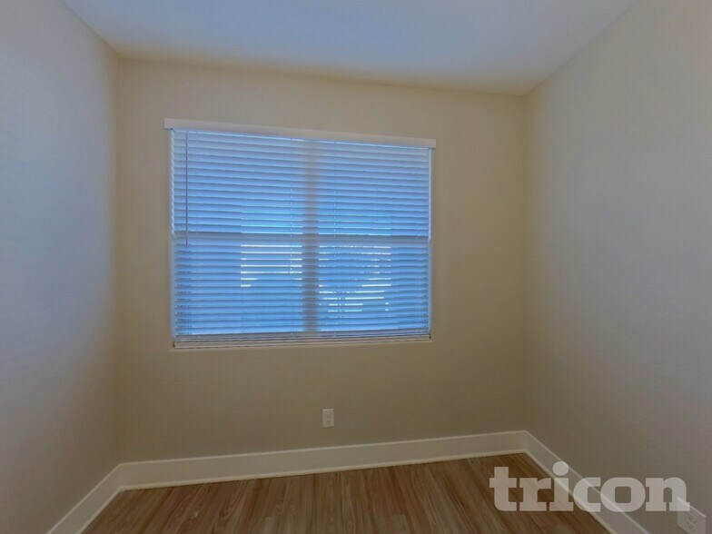 Building Photo - 42037 W Lunar St