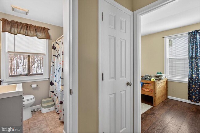 Building Photo - 1238 Logger Dr