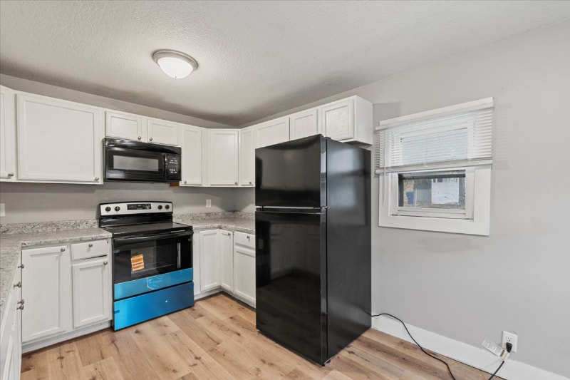 Building Photo - 818 Charlotte St