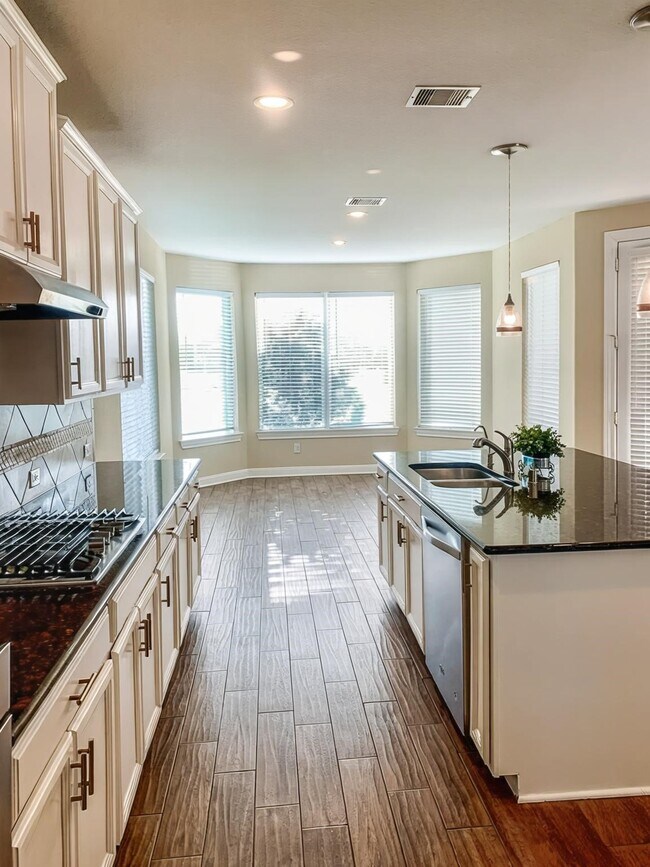 Building Photo - 3614 Bonnie Bend Dr