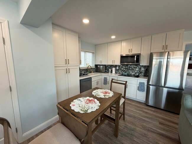 Building Photo - Stylish Cozy One Bedroom in Pismo Beach