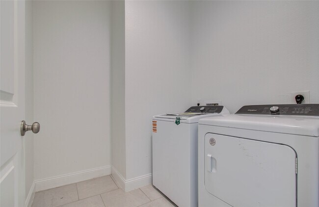 Building Photo - 1248 Rd 5802