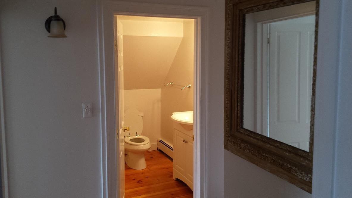 Building Photo - 20 Horton St