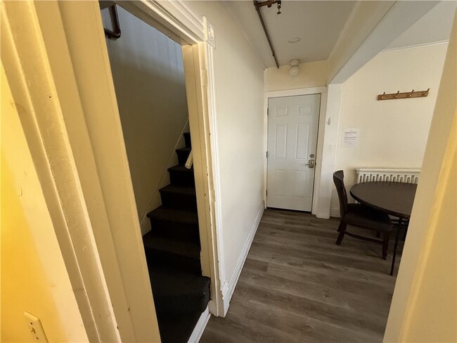 Building Photo - 65 Ford Ave