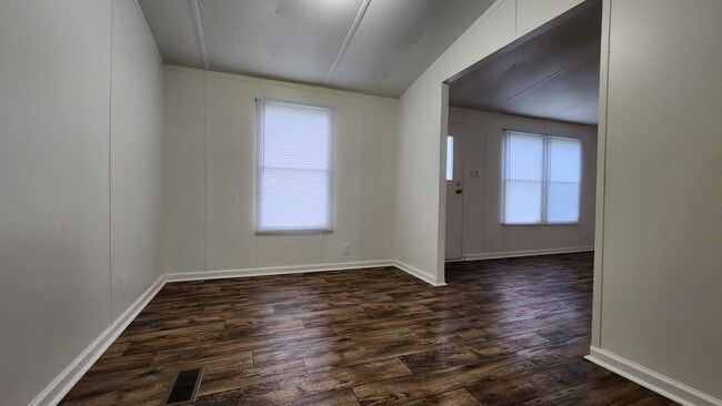 Building Photo - 1401 14th St