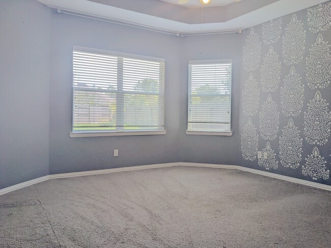 Building Photo - 3054 Summercrest Dr